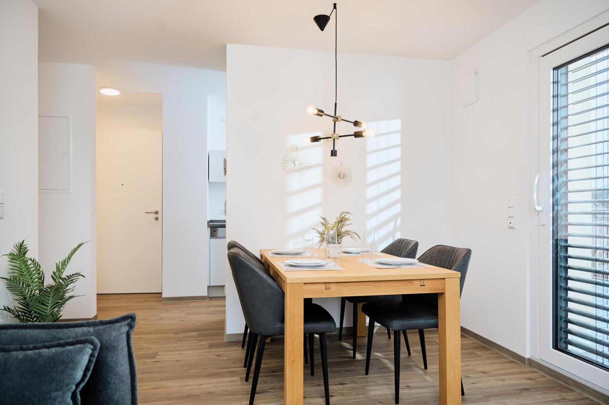 Moderne Apartments Mit Highspeed-Wlan Und Gratis-Tiefgarage Ihr Perfekter Rueckzugsort Nahe Dem Zentrum Und Der Therme I Barrierearm Бад Кисинген Екстериор снимка