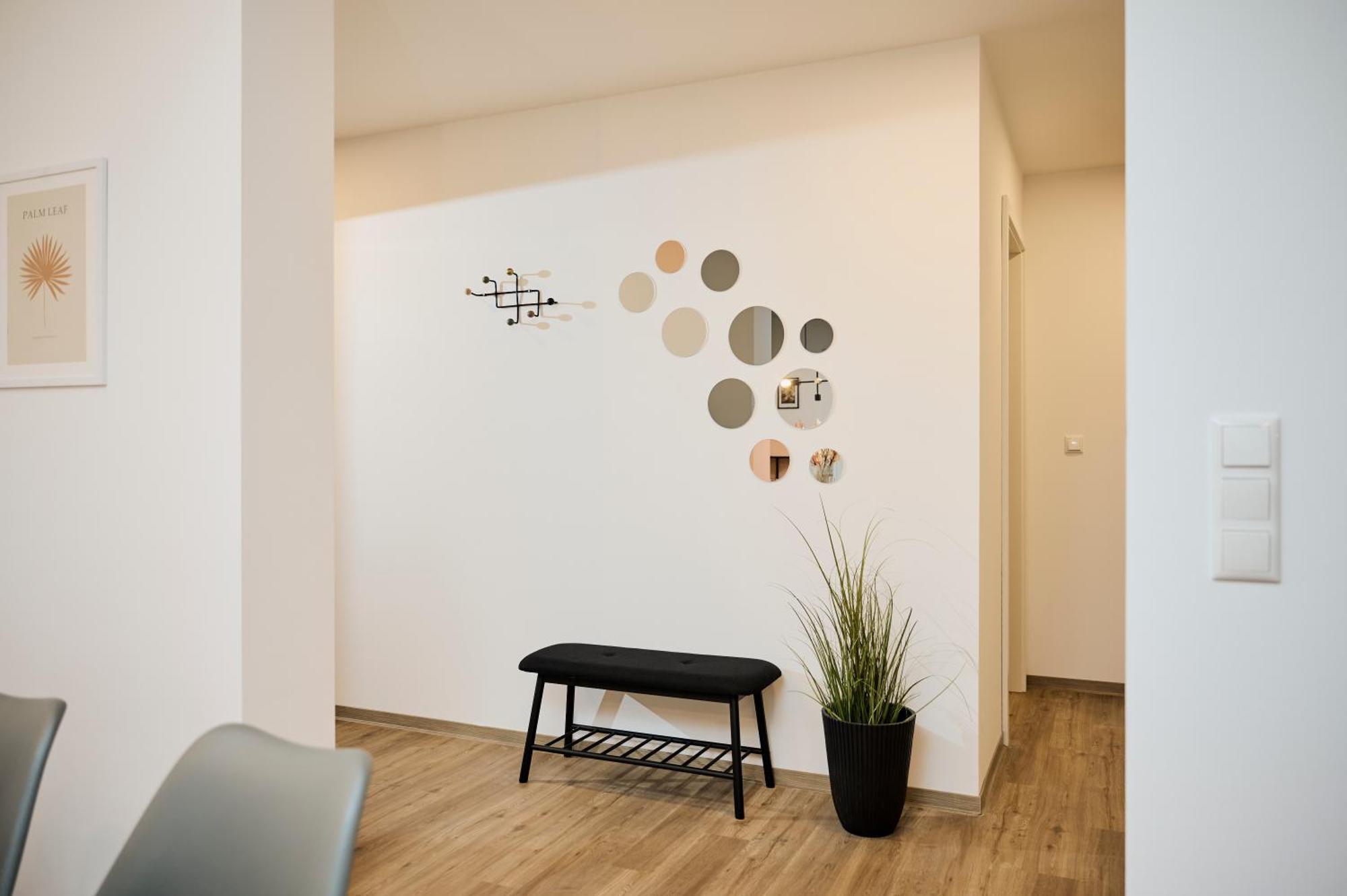 Moderne Apartments Mit Highspeed-Wlan Und Gratis-Tiefgarage Ihr Perfekter Rueckzugsort Nahe Dem Zentrum Und Der Therme I Barrierearm Бад Кисинген Екстериор снимка