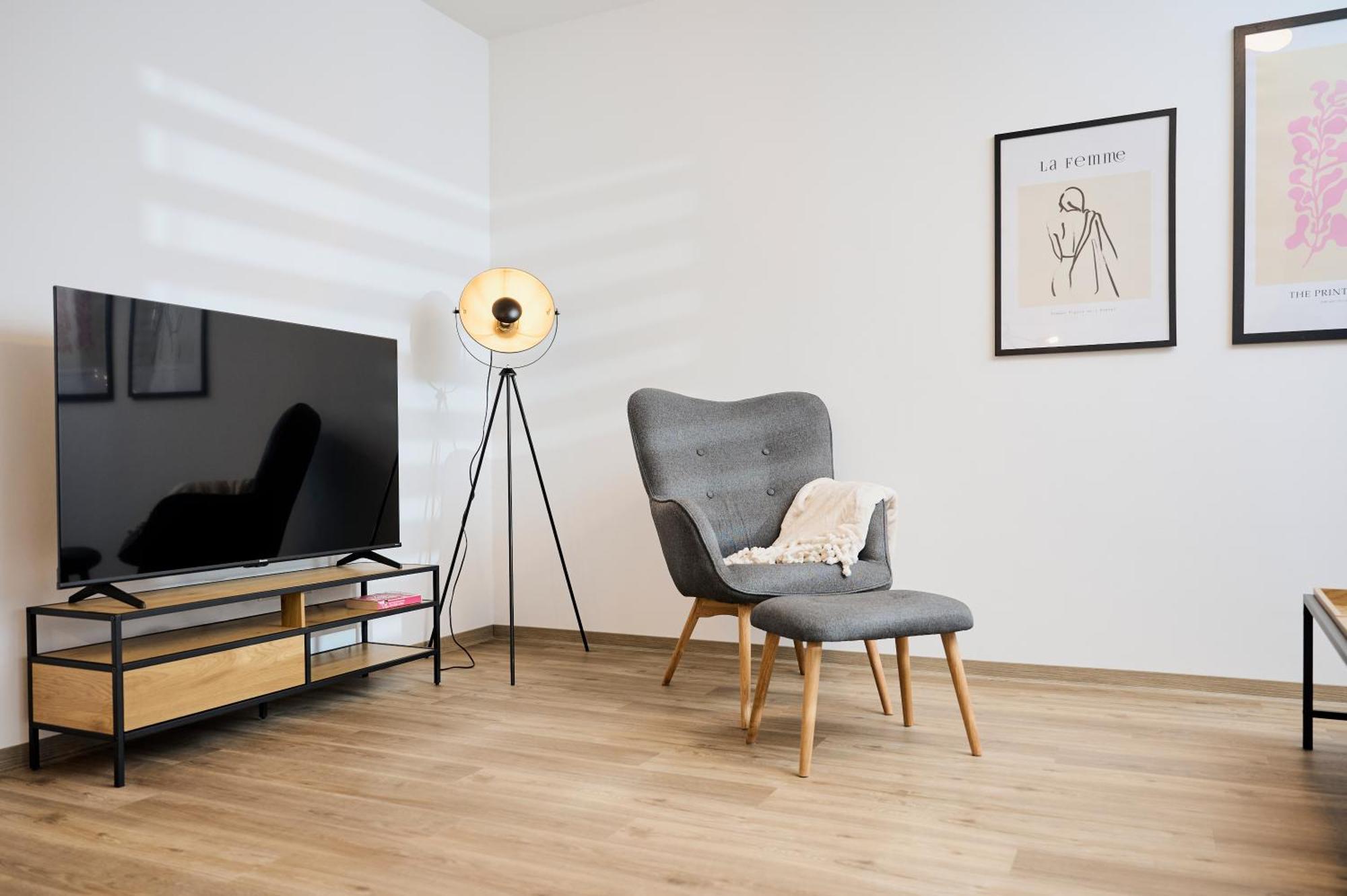 Moderne Apartments Mit Highspeed-Wlan Und Gratis-Tiefgarage Ihr Perfekter Rueckzugsort Nahe Dem Zentrum Und Der Therme I Barrierearm Бад Кисинген Екстериор снимка
