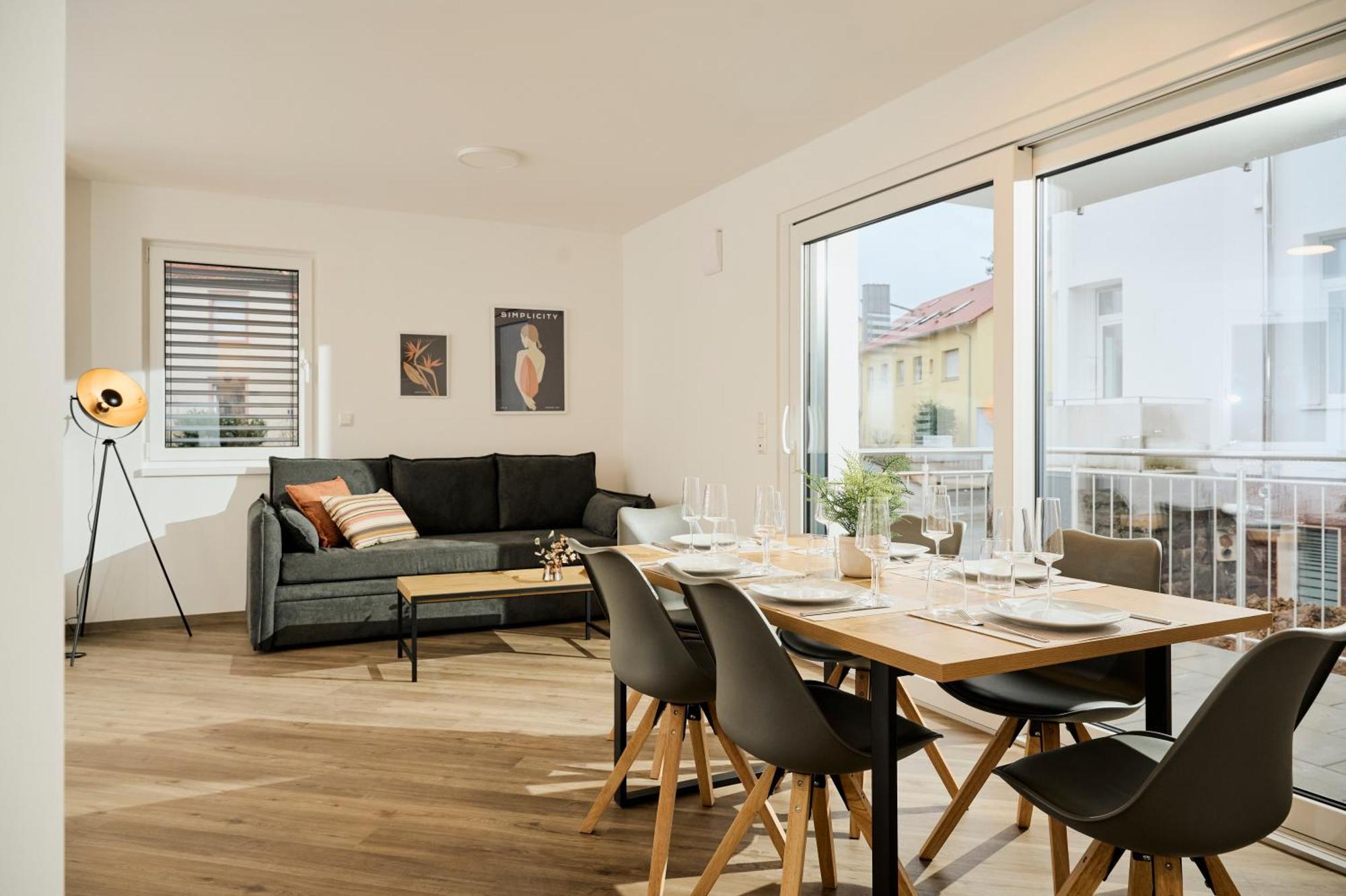 Moderne Apartments Mit Highspeed-Wlan Und Gratis-Tiefgarage Ihr Perfekter Rueckzugsort Nahe Dem Zentrum Und Der Therme I Barrierearm Бад Кисинген Екстериор снимка